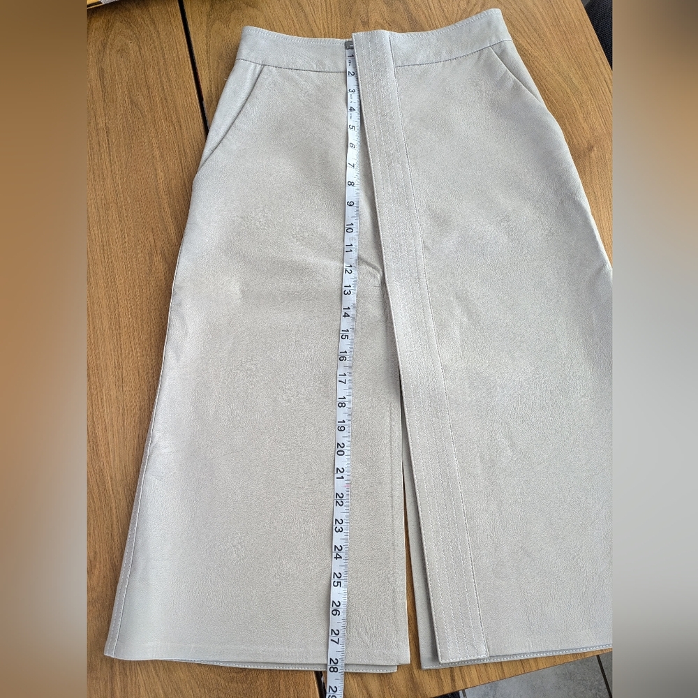Stella McCartney Light Gray Faux Leather Midi Skirt - Picture 13 of 16